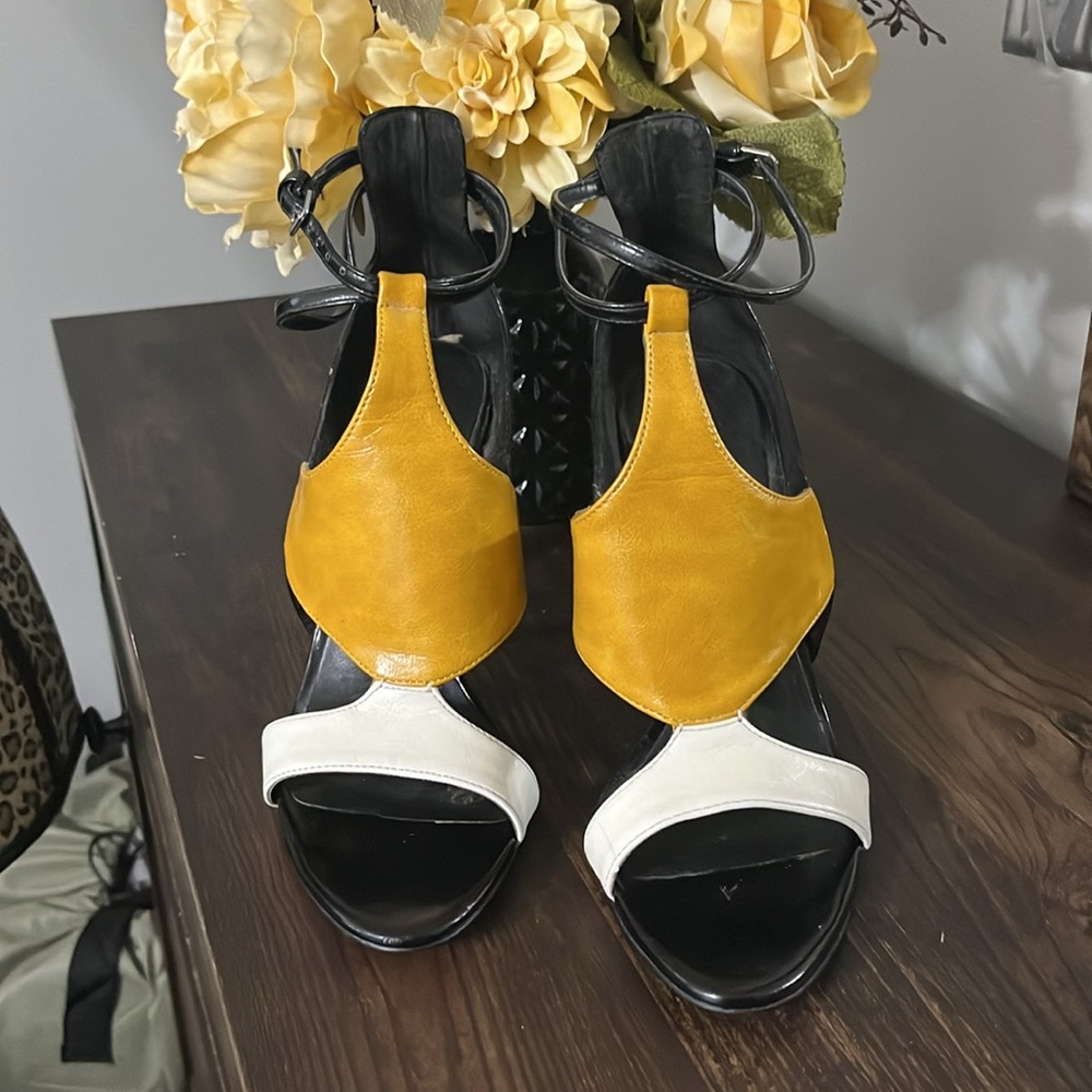 Zara Basic Sandals - image 4